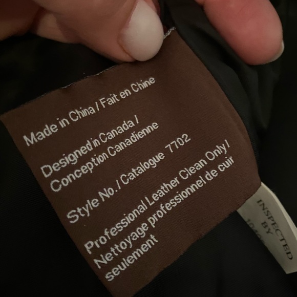 Danier leather mini skirt - Picture 5 of 8